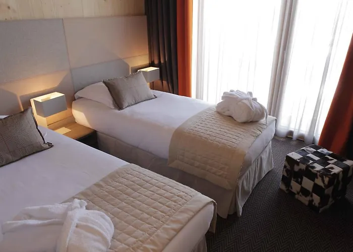 L'aiguille Grive Hotel