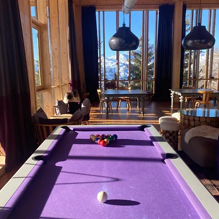 L'aiguille Grive Hotel