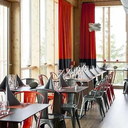 Hotel L'aiguille Grive 4*