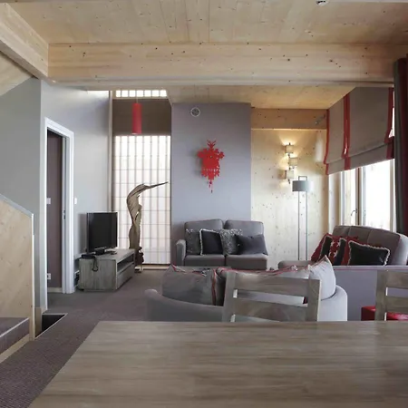 Hotel L'aiguille Grive 4*